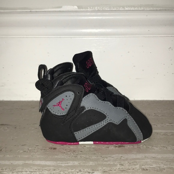 newborn jordan booties